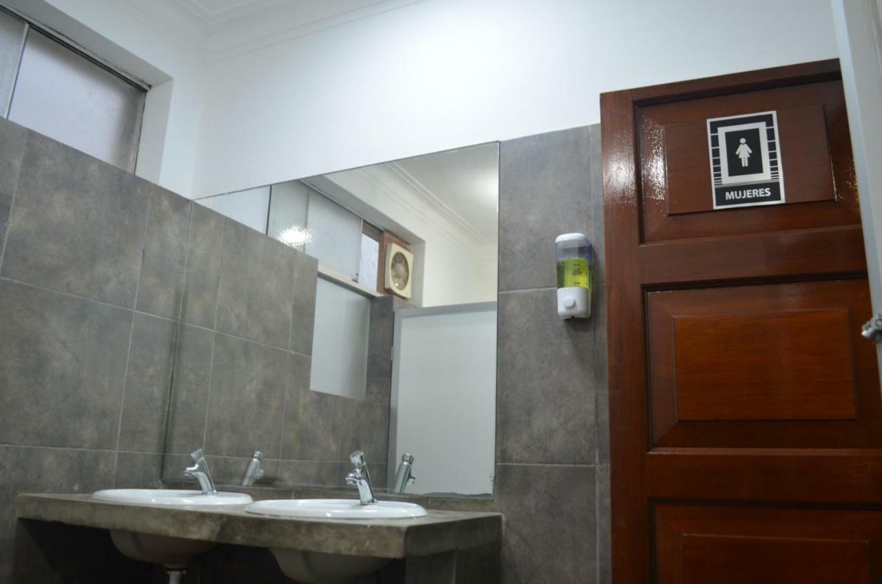 Andes Backpackers Hostel Lima Bagian luar foto